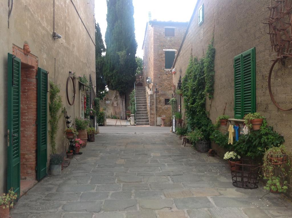 La Romita Ospitalita Rurale Familiare Villa Montisi Luaran gambar