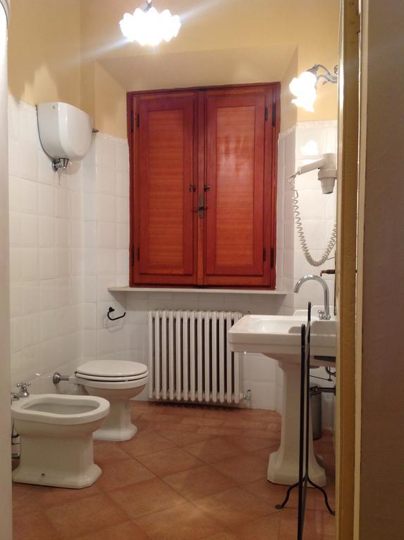 La Romita Ospitalita Rurale Familiare Villa Montisi Bilik gambar