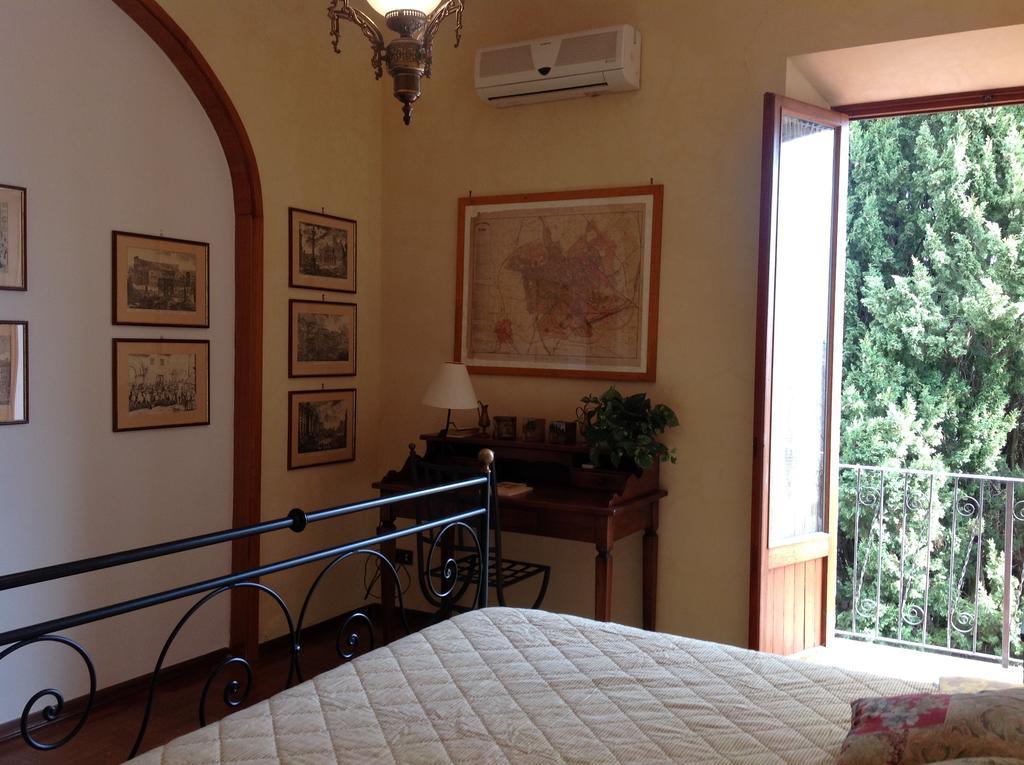 La Romita Ospitalita Rurale Familiare Villa Montisi Bilik gambar