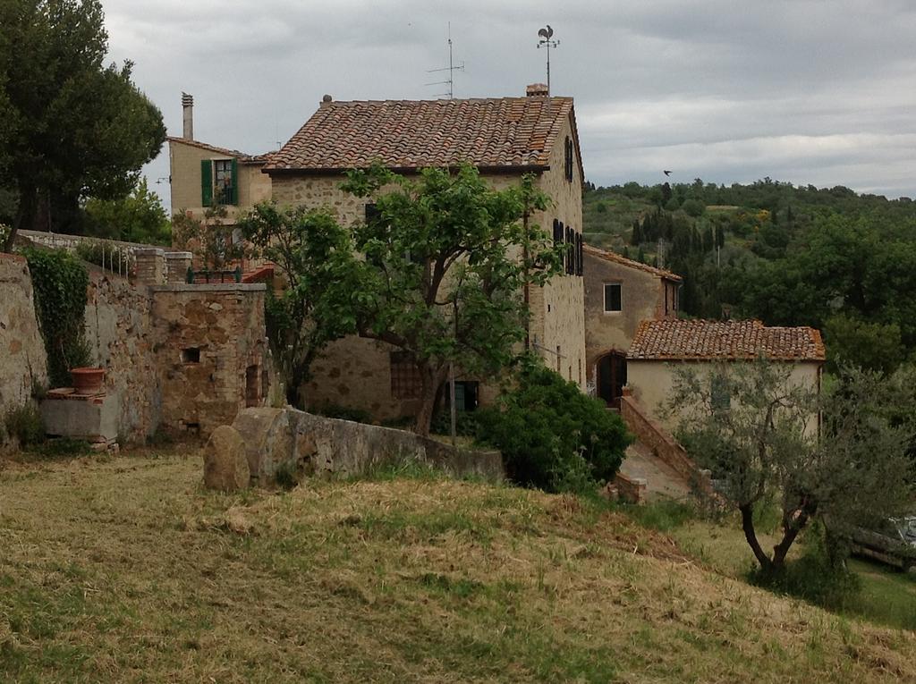 La Romita Ospitalita Rurale Familiare Villa Montisi Luaran gambar