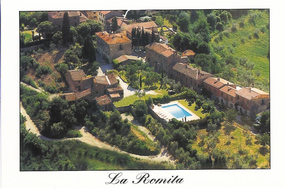 La Romita Ospitalita Rurale Familiare Villa Montisi Luaran gambar