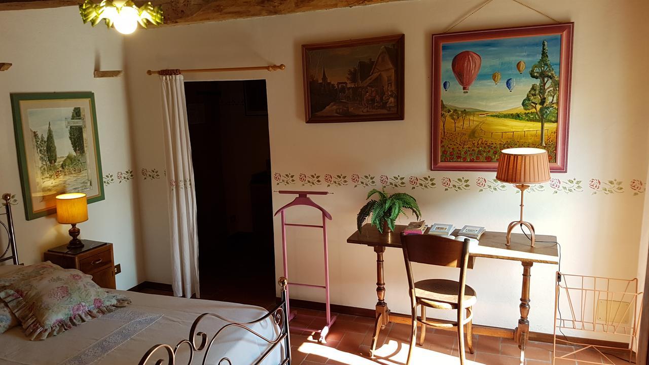 La Romita Ospitalita Rurale Familiare Villa Montisi Luaran gambar