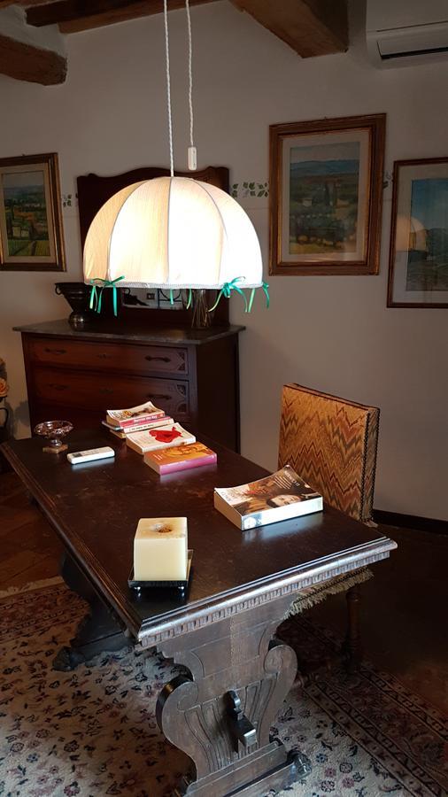 La Romita Ospitalita Rurale Familiare Villa Montisi Luaran gambar