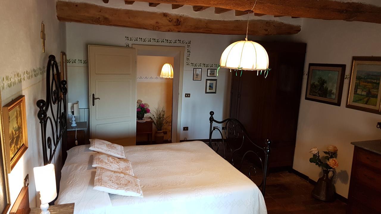 La Romita Ospitalita Rurale Familiare Villa Montisi Luaran gambar